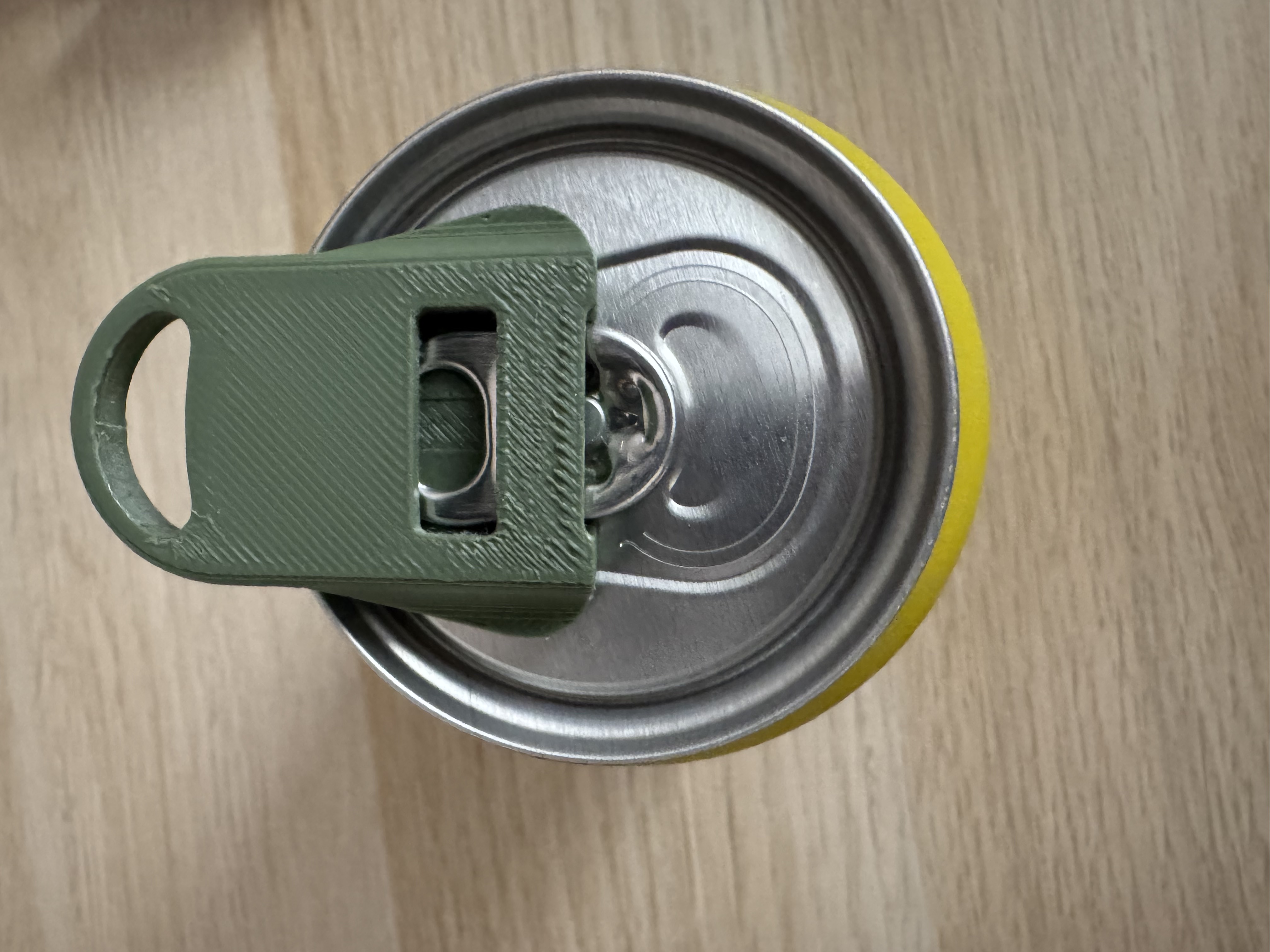 abre latas de refresco